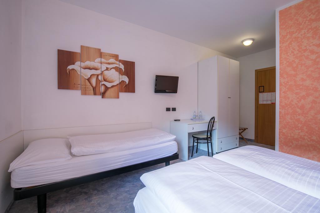 Hotel Antica Croce - Gardaslowemotion 텐노 외부 사진